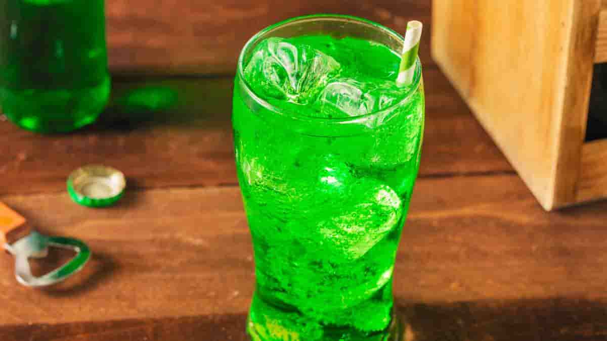 green soda drink